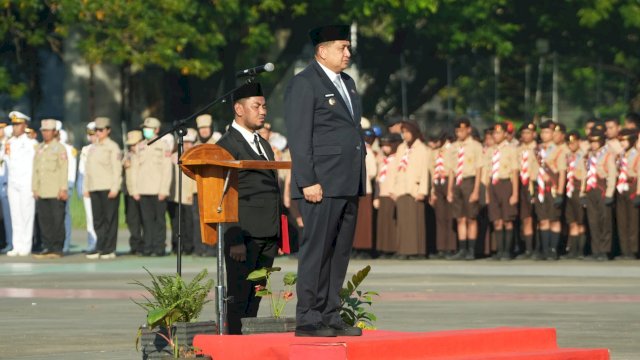 Wali Kota Makassar, Munafri Arifuddin bertindak sebagai Inspektur Upacara dalam peringatan Hari Lahir Pancasila di Tribun Lapangan Karebosi, Senin (1/6/2026). (Foto: Istimewa)