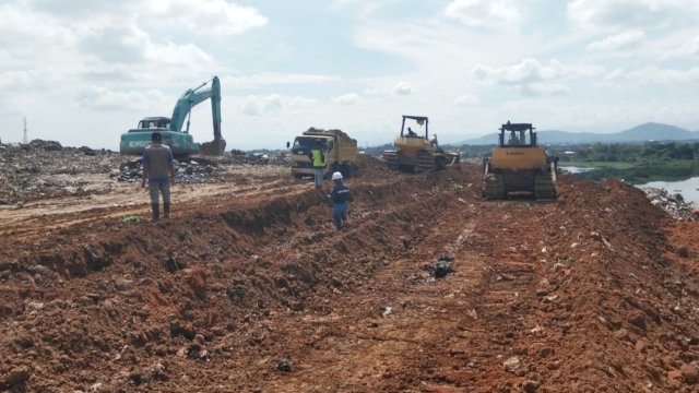 Pemerintah Kota Makassar menegaskan seluruh kegiatan pembenahan di Tempat Pembuangan Akhir (TPA) Antang dilaksanakan melalui sistem Cover Soil. (Foto: Istimewa)