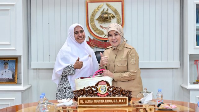 Wakil Wali Kota Makassar, Aliyah Mustika Ilham menerima audiensi Pengurus Cabang Ikatan Bidan Indonesia (IBI) Kota Makassar di Ruang Rapat Wakil Wali Kota, Senin (8/6/2026). (Foto: Istimewa)