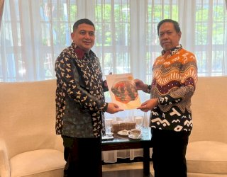 Pendataan Sensus Ekonomi 2026 Resmi Dimulai, Wali Kota Makassar Jadi Responden Pertama