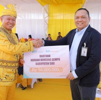 Momen Peringatan HUT ke-18 Kabupaten Sigi, BSI dan BSI Maslahat Salurkan Bantuan untuk Korban Gempa