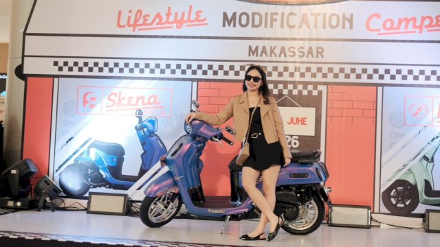 Salah satu karya modifikasi terbaik di ajang Yamaha Classy Modifest 2026 yang digelar di Atrium Trans Studio Mall (TSM) Makassar. (Foto: Istimewa)