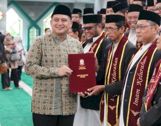 Wali Kota Makassar Lantik 153 Imam Kelurahan, Bakal Dapat Insentif dan Perlindungan BPJS Ketenagakerjaan