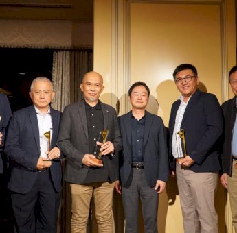 23 Tahun Konsisten Layani Pelanggan, Kalla Translog Raih Platinum Fleet Toyota di Jepang