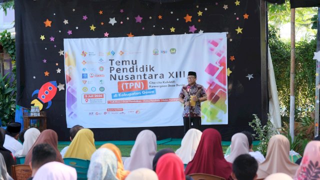 Wakil Bupati Gowa, Darmawangsyah Muin saat menghadiri Temu Pendidik Nusantara (TPN) XIII Kabupaten Gowa, di Rumah Sekolah Cendekia, Kompleks Aroepala Residence, Kecamatan Somba Opu, Minggu, (05/07/2026). (Dok. Humas Gowa) 