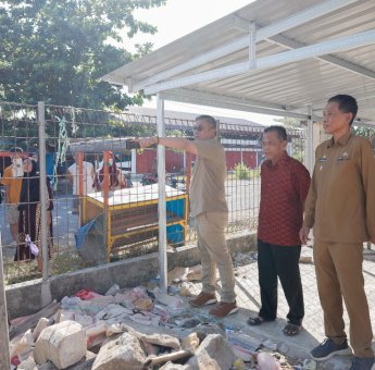 Respons Keluhan Pedagang, Wakil Bupati Barru Buka Kembali Akses Utara Pasar Pekkae