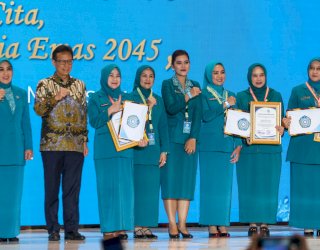 Berhasil Tekan Anak Zero Dose, Andi Tenri Indah Terima Penghargaan Menkes dan PKK Pusat