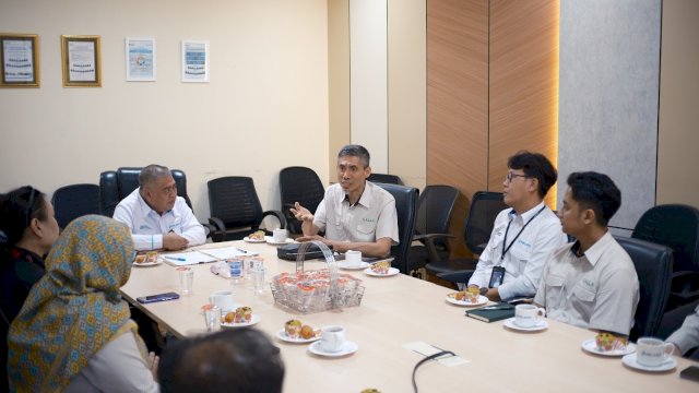 Manajemen Kalla Institut melakukan kerjasama dengan Pelindo Regional 4 Makassar dalam upaya memperkuat kampus menuju dunia industri. (Dok. Kalla Institut)
