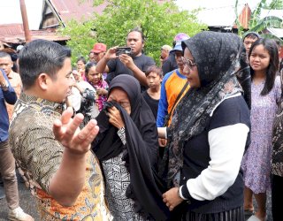 Tasming Hamid Tinjau Lokasi Kebakaran di Jalan Mayor Haddade, Pastikan Korban dan Penanganan Maksimal