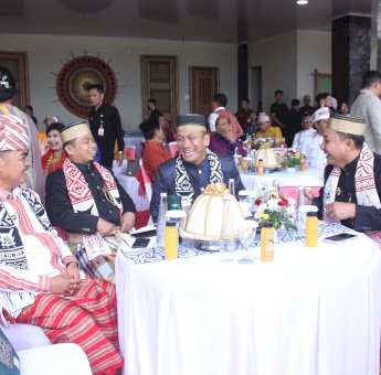 Wali Kota Parepare Tasming Hamid Hadiri Perayaan Hari Jadi ke-18 Toraja Utara
