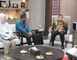 Penataan PKL Berbasis Solusi, Wali Kota Makassar Siapkan Relokasi, KUR hingga Pembinaan UMKM