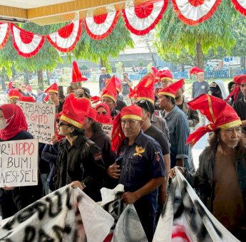Desak Pembentukan Hak Angket GMTD, Massa Komite Adat Geruduk DPRD Sulsel