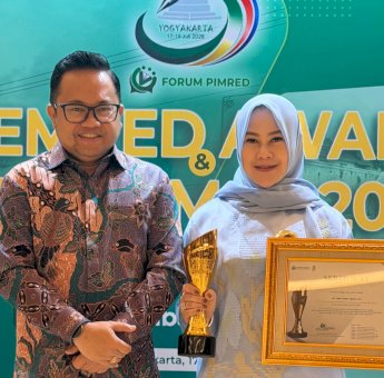 Komitmen pada Keterbukaan Informasi Publik, Andi Tenri Indah Raih Penghargaan Legislator Terbaik Nasional