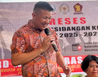 Warga Mariso Titip Aspirasi Penambahan Sekolah saat Reses Edward Horas