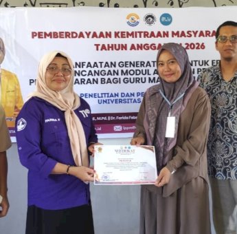 Tingkatkan Kompetensi Pendidik, Dosen Prodi Teknologi Pendidikan UNM Latih Guru MAN Insan Cendekia Gowa Manfaatkan Generative AI