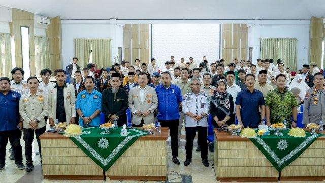 PW Pemuda Muhammadiyah Sulsel mengukuhkan pengurus Pimpinan Cabang Pemuda Muhammadiyah se-Kabupaten Pinrang di Aula Dinas Pendidikan Kabupaten Pinrang, Rabu (29/7/2026). (Foto: Istimewa)