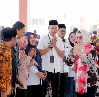 Bupati Barru Titip Peserta Didik kepada Kepala Sekolah Rakyat: Didik Mereka Seperti Anak Sendiri