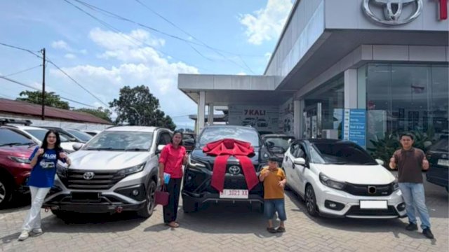 Kalla Toyota Trust membukukan angka penjualan fantastis sebesar 200 unit hanya dalam kurun waktu satu bulan sepanjang Juli 2026. (Dok. Kalla Toyota) 