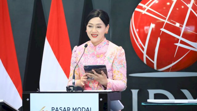 Ketua Dewan Komisioner Otoritas Jasa Keuangan, Friderica Widyasari Dewi. (Dok. Otoritas Jasa Keuangan)