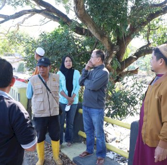 Antisipasi Banjir, Wali Kota Tasming Hamid Tinjau Pengerukan Sungai di Lauleng