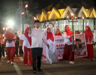 Wali Kota Tasming Hamid Lepas Kirab Obor IPHI Parepare Sambut HUT ke-81 RI