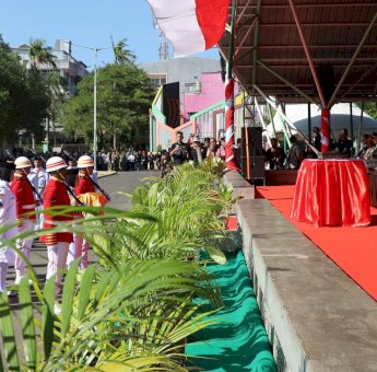 HUT ke-81 RI di Parepare Berlangsung Khidmat, Tasming Hamid Pimpin Upacara di Lapangan Andi Makkasau