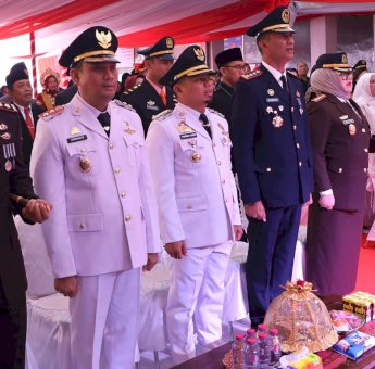 Tasming Hamid Serahkan Remisi kepada 342 Warga Binaan Lapas Parepare
