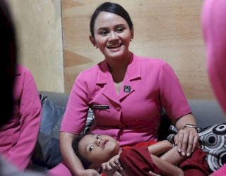 Di Balik Seragam Ketua Bhayangkari Bulukumba, Ada Kasih dan Jiwa Kepedulian Tinggi