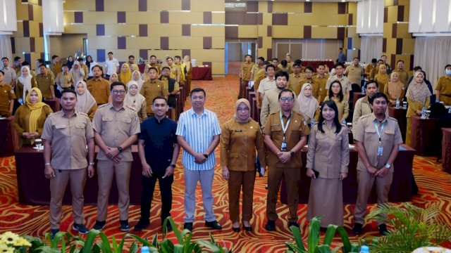 Dinas Kominfo Kota Makassar menggelar bimtek tentang optimalisasi SP4N-LAPOR! di Hotel Aston Makassar, Selasa (4/8/2026). (Foto: Istimewa)