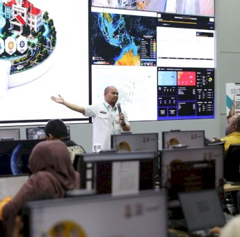 Kominfo Makassar Perkenalkan Lontara Plus ke Peserta Australia Awards sebagai Praktik Baik Transformasi Digital