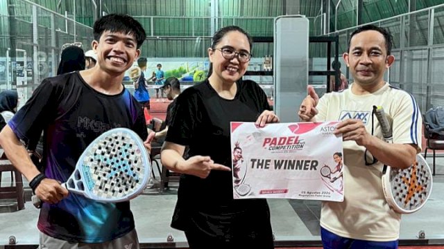 Dalam mempererat solidaritas karyawan menyambut HUT Kemerdekaan RI, Aston Makassar menggelar Padel Fun Competition, di Megahputra Padel Arena, Rabu, 05 Agustus 2026 kemarin. (Dok. Aston Makassar)