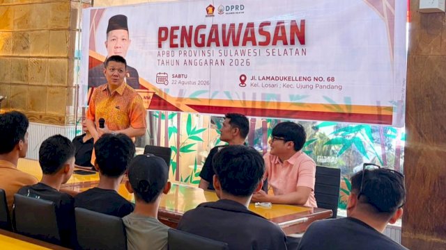 Anggota DPRD Sulsel, Edward Wijaya Horas saat menggelar kegiatan pengawasan APBD Sulawesi Selatan tahun anggaran 2026 di Jalan Lamaddukelleng, Kelurahan Losari, Kecamatan Ujung Pandang, Kota Makassar, Sabtu (22/8/2026). (Foto: Istimewa)