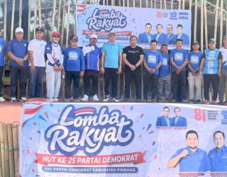 DPC Demokrat Pinrang Rayakan HUT ke-25 Bersama Pelajar dan Warga Desa Pananrang