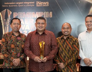 Layanan Publik Digital Antar Wali Kota Makassar Raih Penghargaan Pemimpin Daerah Award 2026