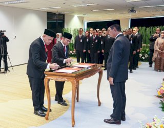 OJK Lantik Dua Pejabat Baru, Hernawan Harap Beri Kontribusi Dorong Sektor Jasa Keuangan