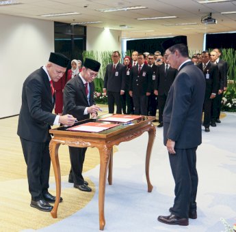 OJK Lantik Dua Pejabat Baru, Hernawan Harap Beri Kontribusi Dorong Sektor Jasa Keuangan