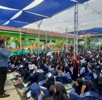Ratusan Pelajar SMP Negeri 40 Bulukumba Diedukasi Bahaya Narkoba, Polisi Tekankan Pentingnya Berani Berkata Tidak