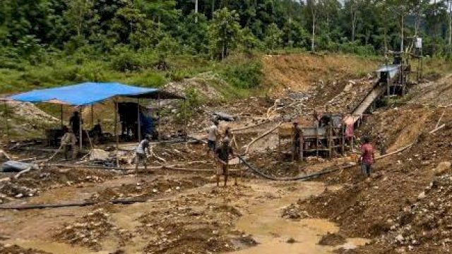 Ket: Dugaan Tambang Ilegal