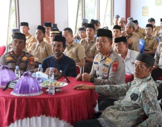 Ngaji Kebangsaan Bersama Gus Baha, Polres Bulukumba dan Santri Doakan Bangsa Indonesia