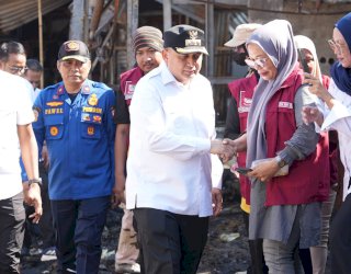 Pasar Pa&rsquo;baeng-baeng Terbakar, Munafri Pastikan Perbaikan dan Akses Modal Pedagang