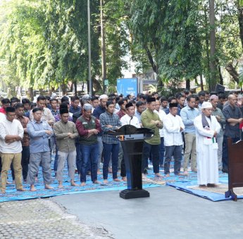 PLN UID Sulselrabar Gelar Salat Istisqa, Wujud Ikhtiar Hadapi Kondisi Cuaca Di Sulawesi