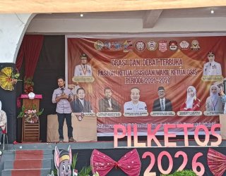 Pembelajaran Demokrasi Sejak Dini, KPU Soppeng Jadi Panelis Debat Calon Ketua OSIS SMAN 1