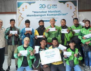 Milad ke-20 YBM PLN, Tebar Manfaat dengan Hadirkan Ojol Care untuk 120 Pengemudi Ojek Online