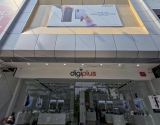 Digiplus Hadirkan 2 Gerai Free Standing Store di Makassar, Konsumen Kian Muda Berbelanja Gadget