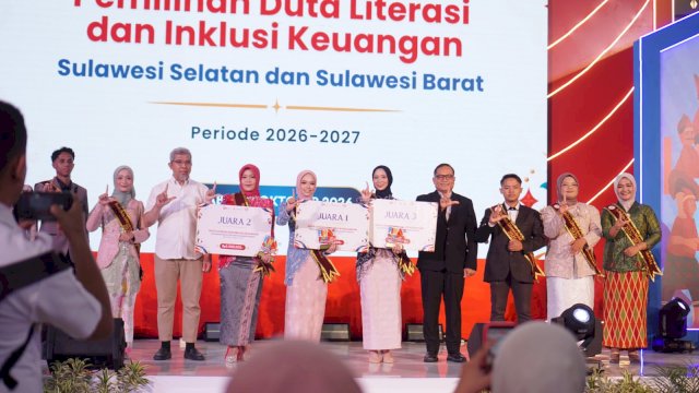 Puncak Pemilihan Duta LIK 2026-2027 yang digagas OJK Sulselbar berlangsung di sela-sela Financial Expo (FIN Expo) 2026, di Atrium TSM Makassar, Minggu, (04/10/2026). (Dok. OJK Sulselbar) 