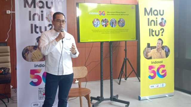 Head of Region Sulawesi Indosat Ooredoo Hutchison, Beni Iskandar di sela-sela pemaparan Indosat 5G pada Indosat 5G Media Gathering, di Sevara Cafe Bontolempangan, Jumat, (09/10/2026). (Dok. Chaerani/Republiknews.co.id) 