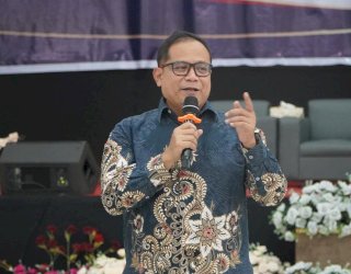 OJK Sulselbar Perkuat Edukasi Keuangan Warga Soppeng, Ajak Gunakan Produk yang Aman dan Tepat