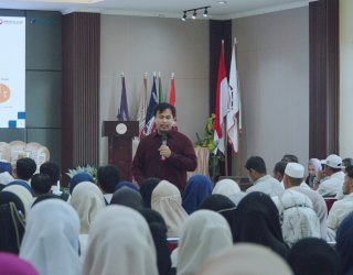 Mitigasi Risiko Penipuan Keuangan, OJK Sulselbar Ajak Warga Bone Pahami Investasi Ilegal