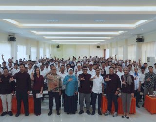 OJK Sulselbar Gandeng DPR RI Massifkan Sosialisasi Cerdas Finansial ke Warga Bone