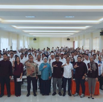 OJK Sulselbar Gandeng DPR RI Massifkan Sosialisasi Cerdas Finansial ke Warga Bone